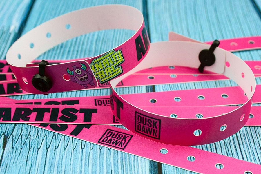 roze full color polybands met drukknop sluiting